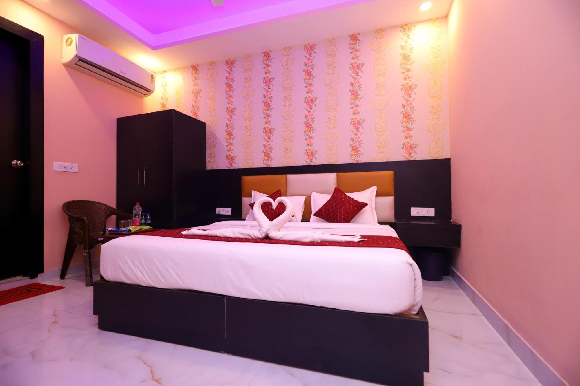 Suites Admiral Delhi Airport نيودلهي المظهر الخارجي الصورة