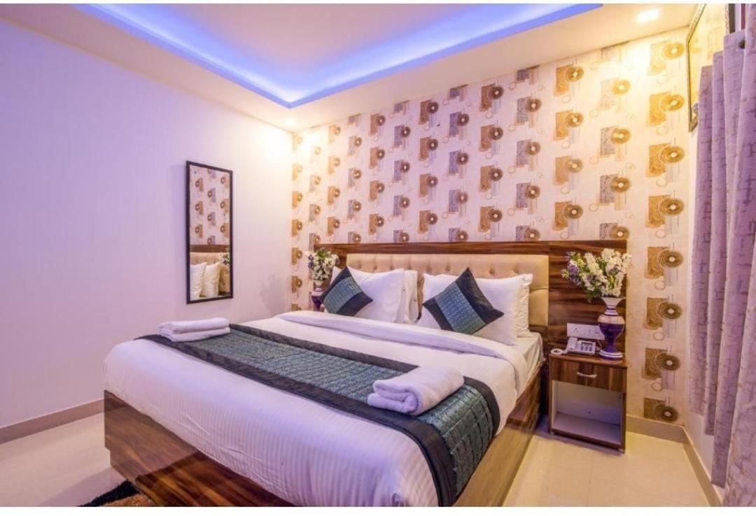 Suites Admiral Delhi Airport نيودلهي المظهر الخارجي الصورة